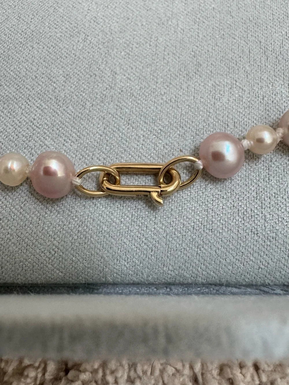 MWOTBaby Gold Blush & White Pearl Necklace With 14K Gold Petite Paper Clip Clasp - Picture 8 of 10